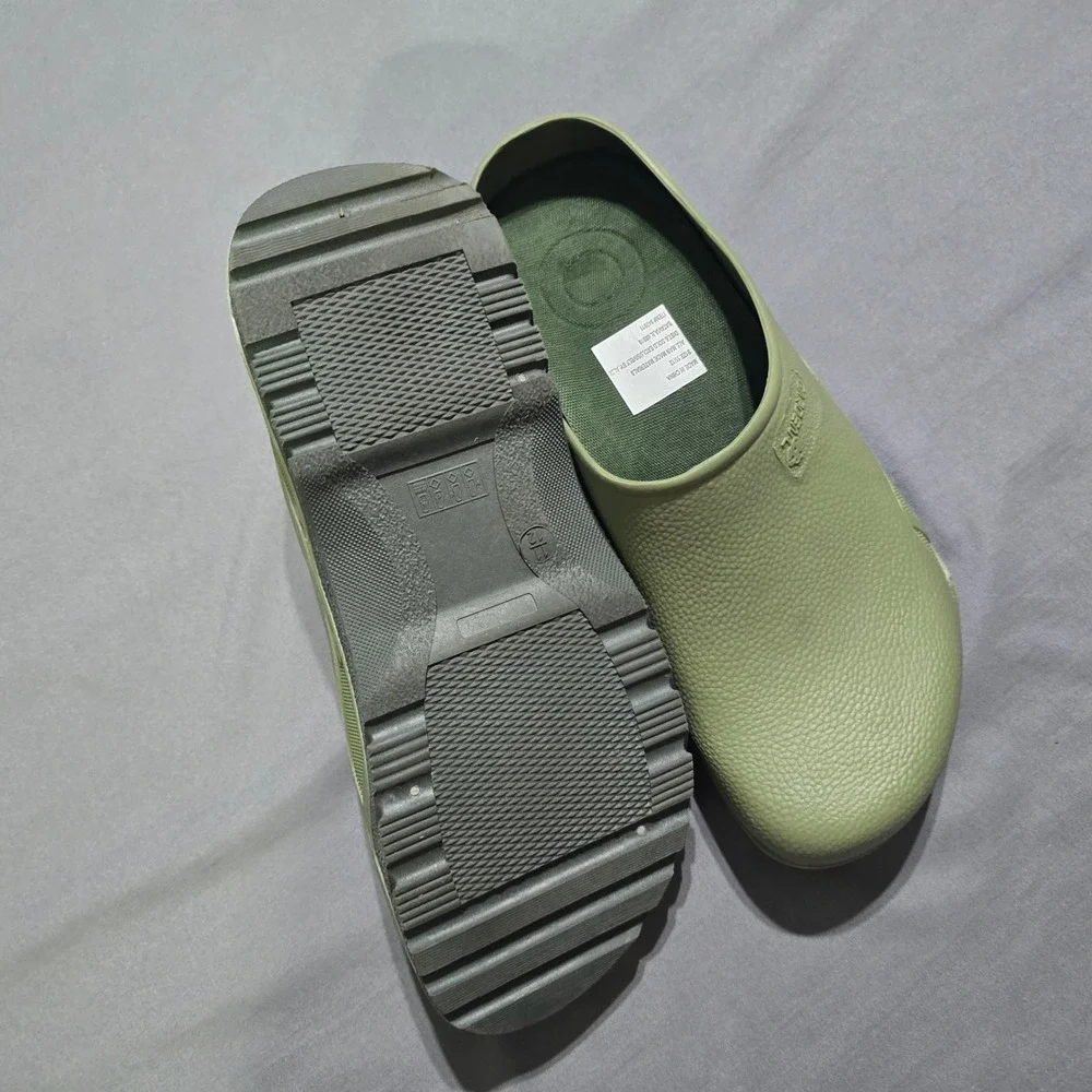 Gardenline Clogs 11/12 Olive Green Rubber Utility Slip-On Garden Rain Outdoors